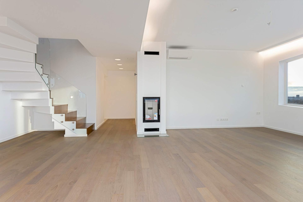 Tallinn, Kesklinna linnaosa, Võistluse 6/2-105