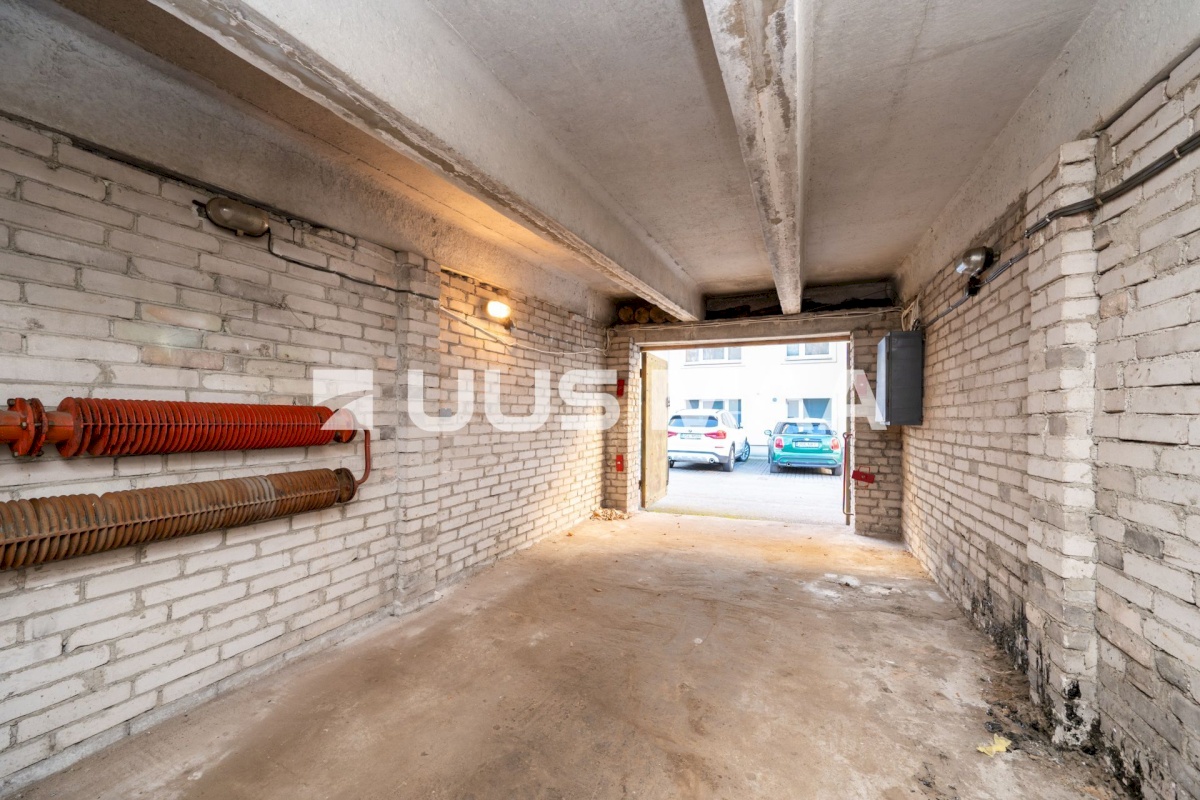 Tallinn, Kesklinna linnaosa, Raua, Pronksi tn 11a