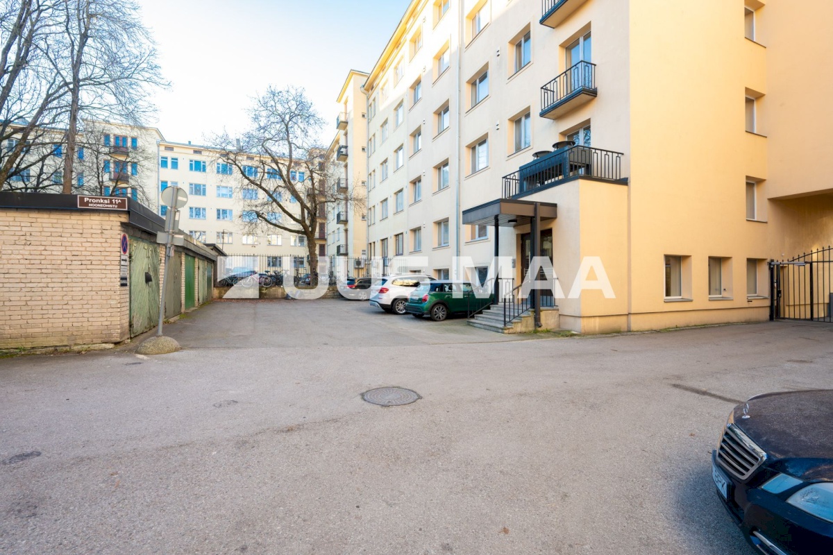 Tallinn, Kesklinna linnaosa, Raua, Pronksi tn 11a