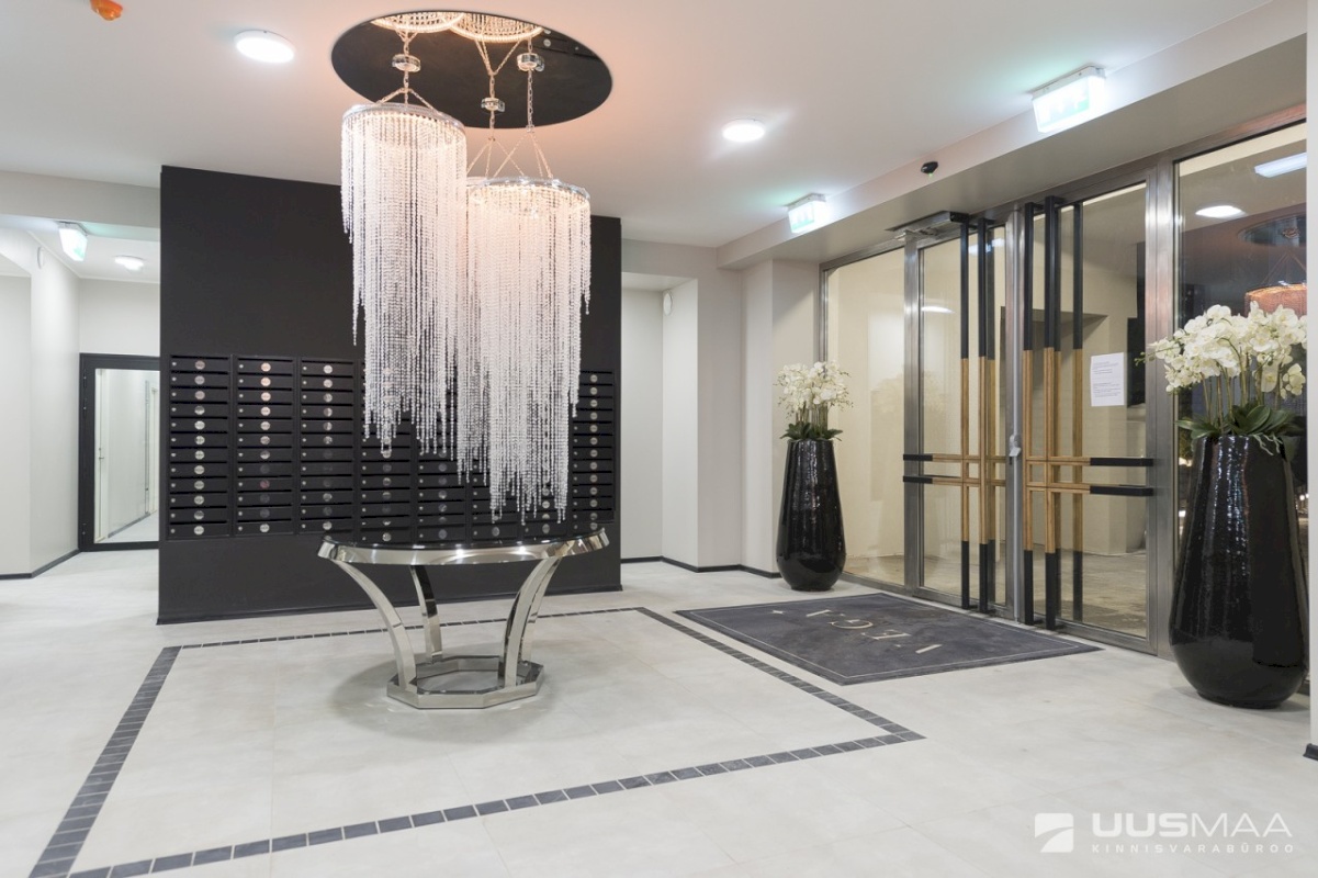 Tallinn, Lasnamäe linnaosa, Mustakivi, Mustakivi tee 25