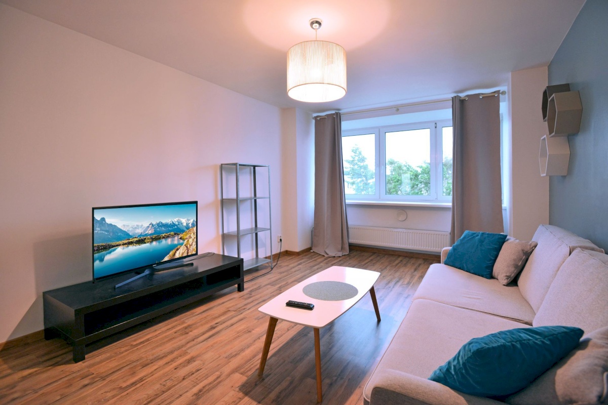 Pärnu linn, Pärnu linn, Rannarajoon, A. H. Tammsaare pst 28