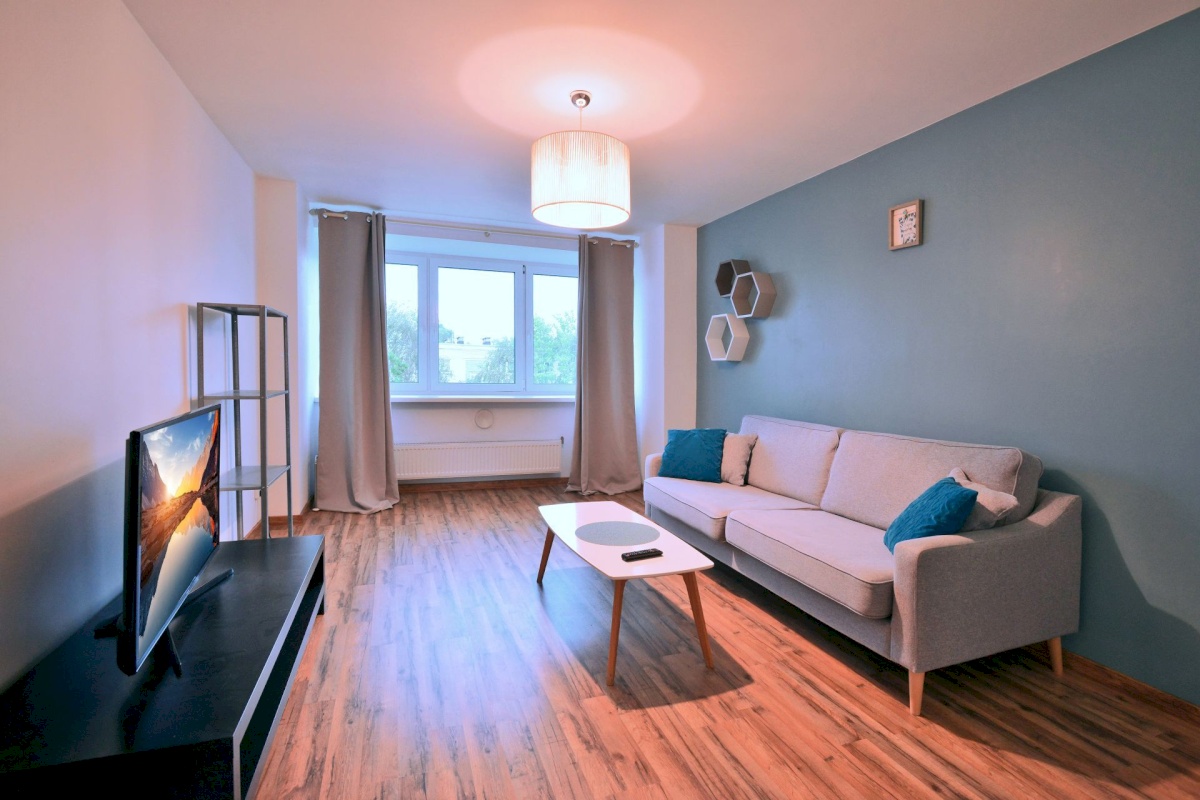 Pärnu linn, Pärnu linn, Rannarajoon, A. H. Tammsaare pst 28