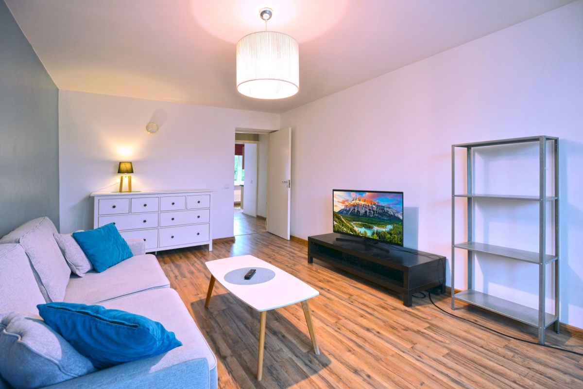 Pärnu linn, Pärnu linn, Rannarajoon, A. H. Tammsaare pst 28