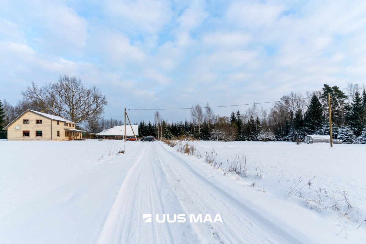 Mulgi vald, Veelikse küla, Karuoti