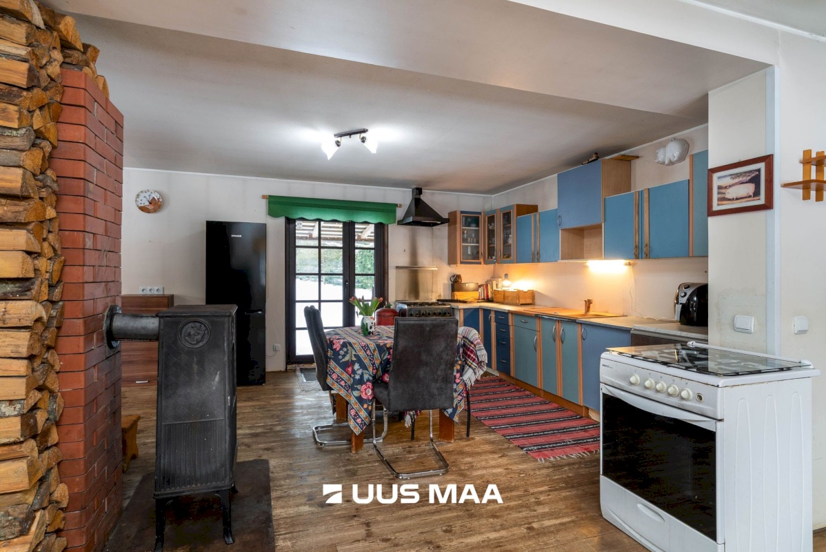 Mulgi vald, Veelikse küla, Karuoti