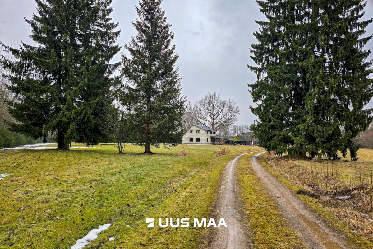 Mulgi vald, Veelikse küla, Karuoti