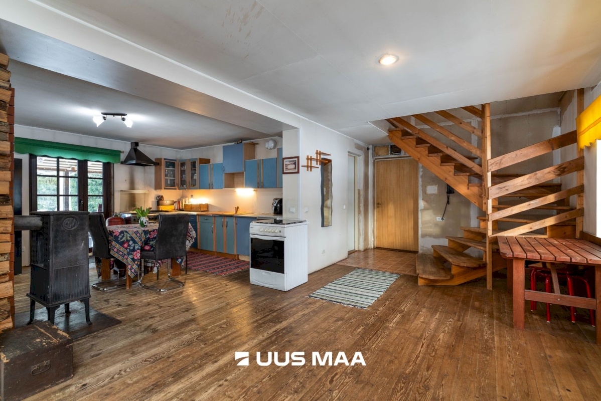 Mulgi vald, Veelikse küla, Karuoti