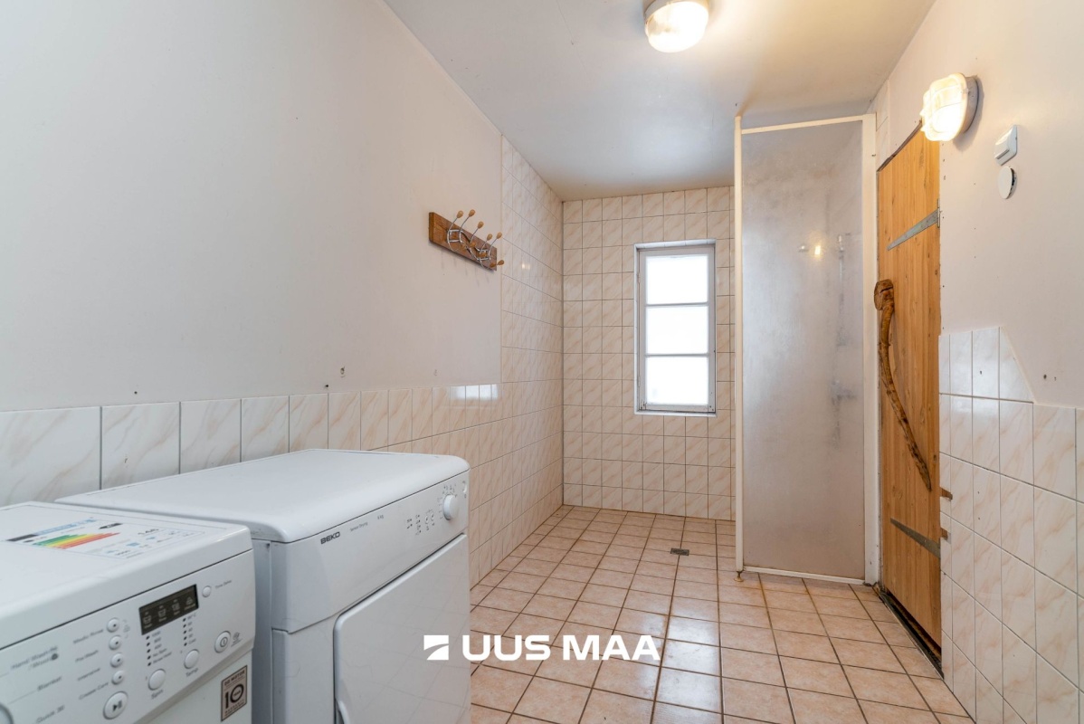 Mulgi vald, Veelikse küla, Karuoti