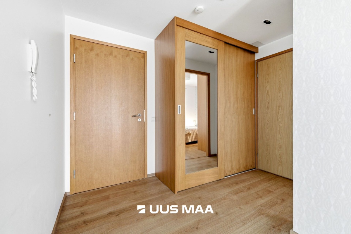 Tallinn, Mustamäe linnaosa, Kadaka, Kadaka pst 142/1