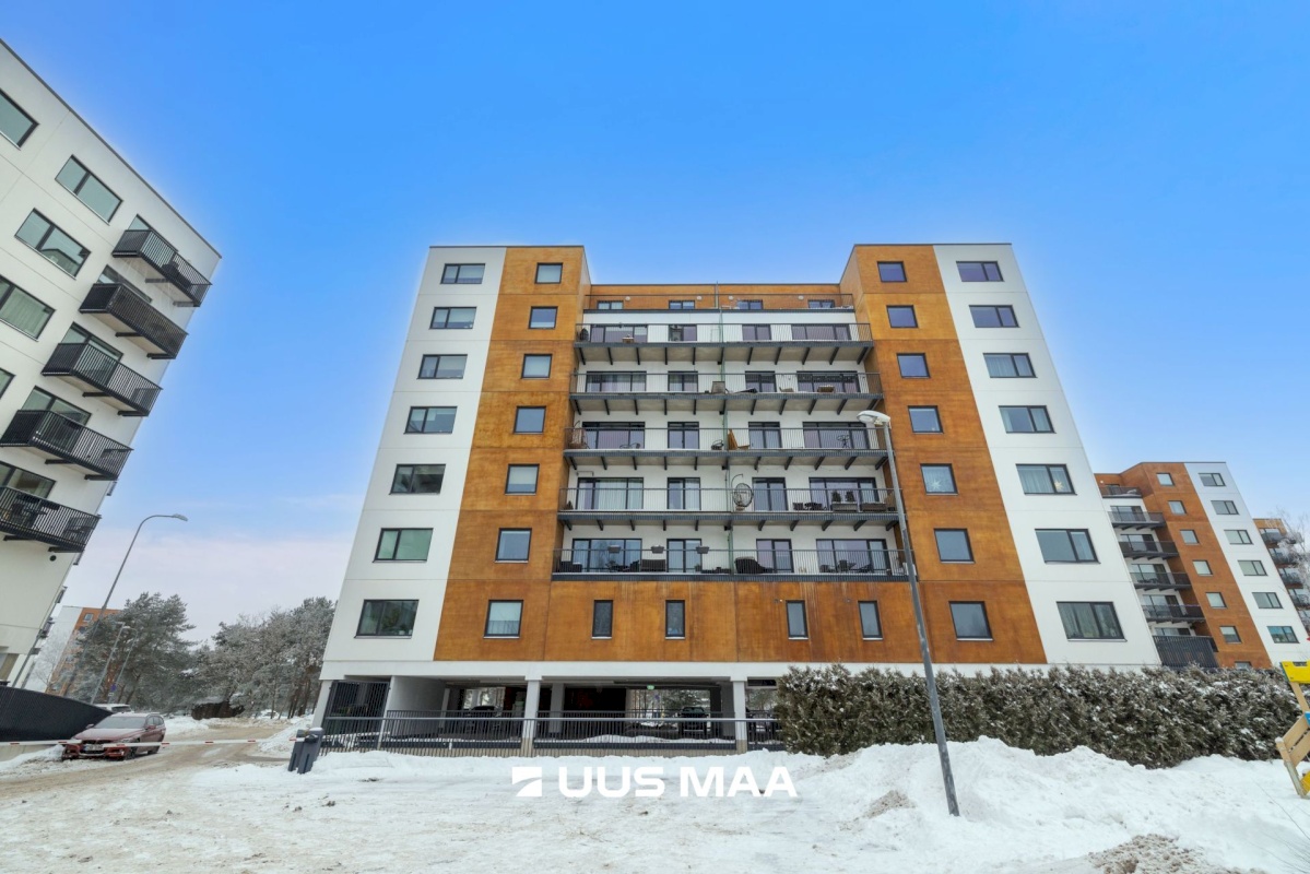 Tallinn, Mustamäe linnaosa, Kadaka, Kadaka pst 142/1