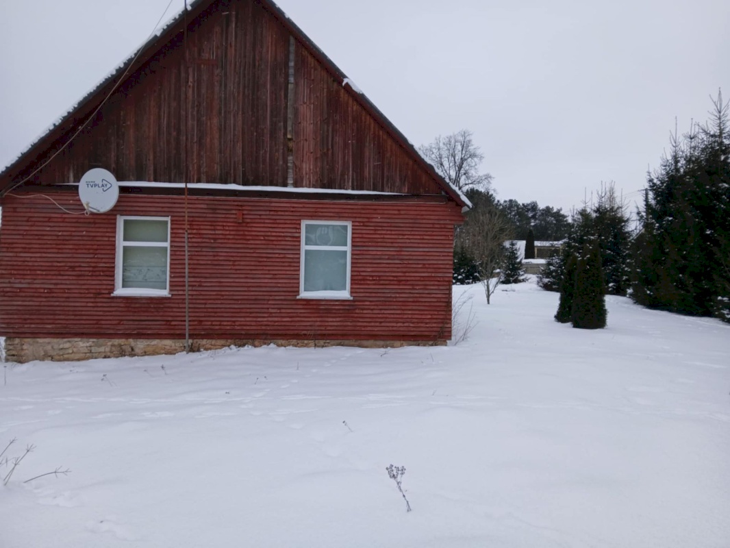 Põhja-Pärnumaa vald, Vee küla, Saugametsa