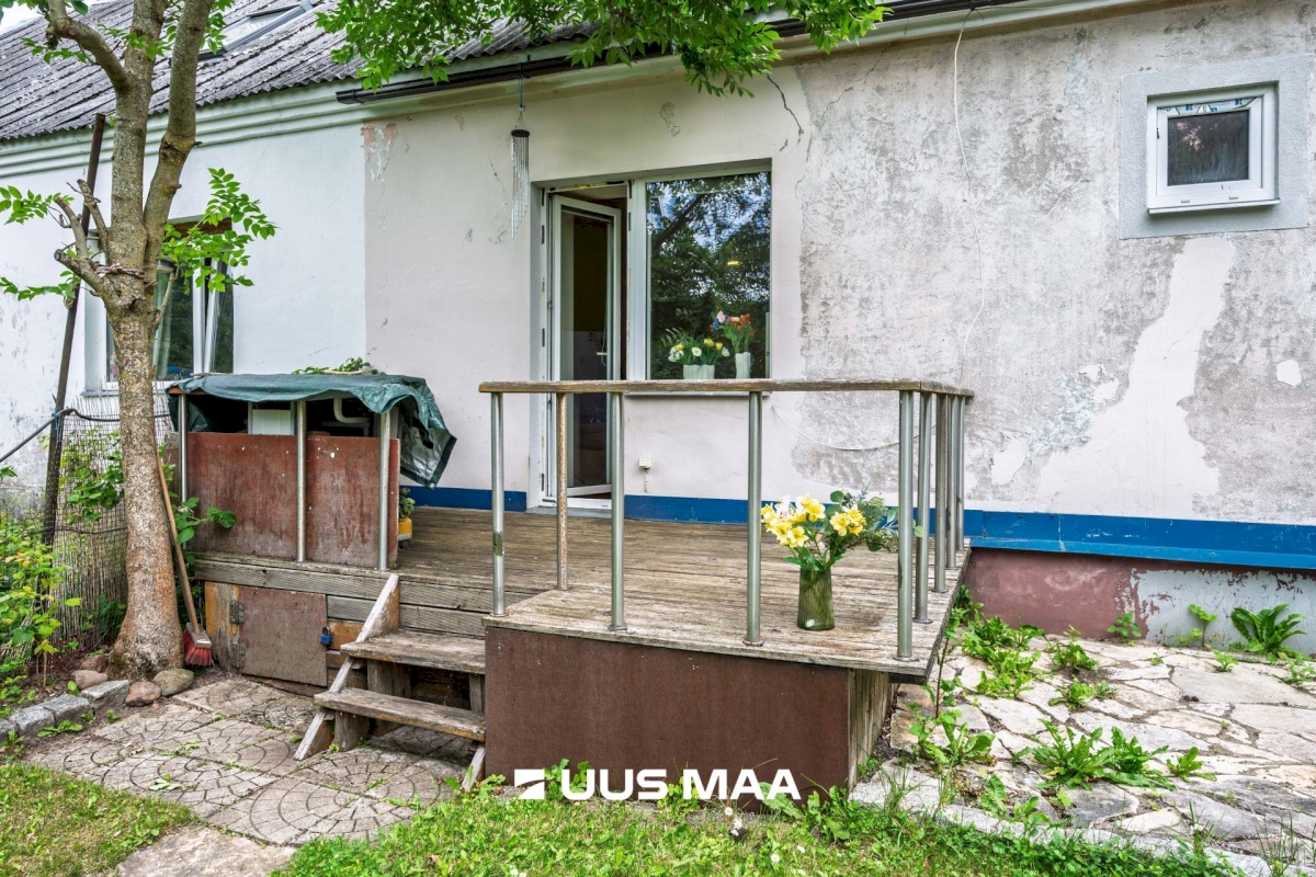 Lääne-Harju vald, Karjaküla alevik, Keila tee 9