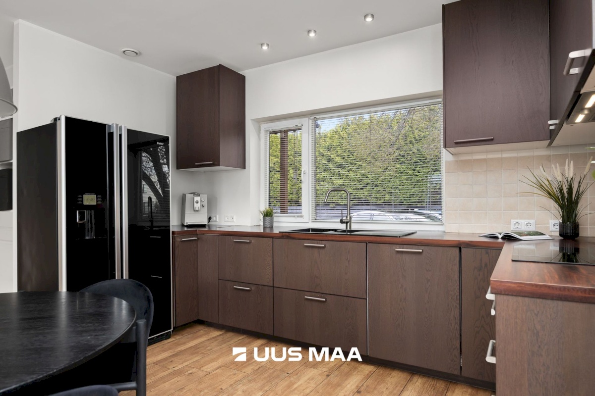 Viimsi vald, Pärnamäe küla, Kesk-Kaare tee 97