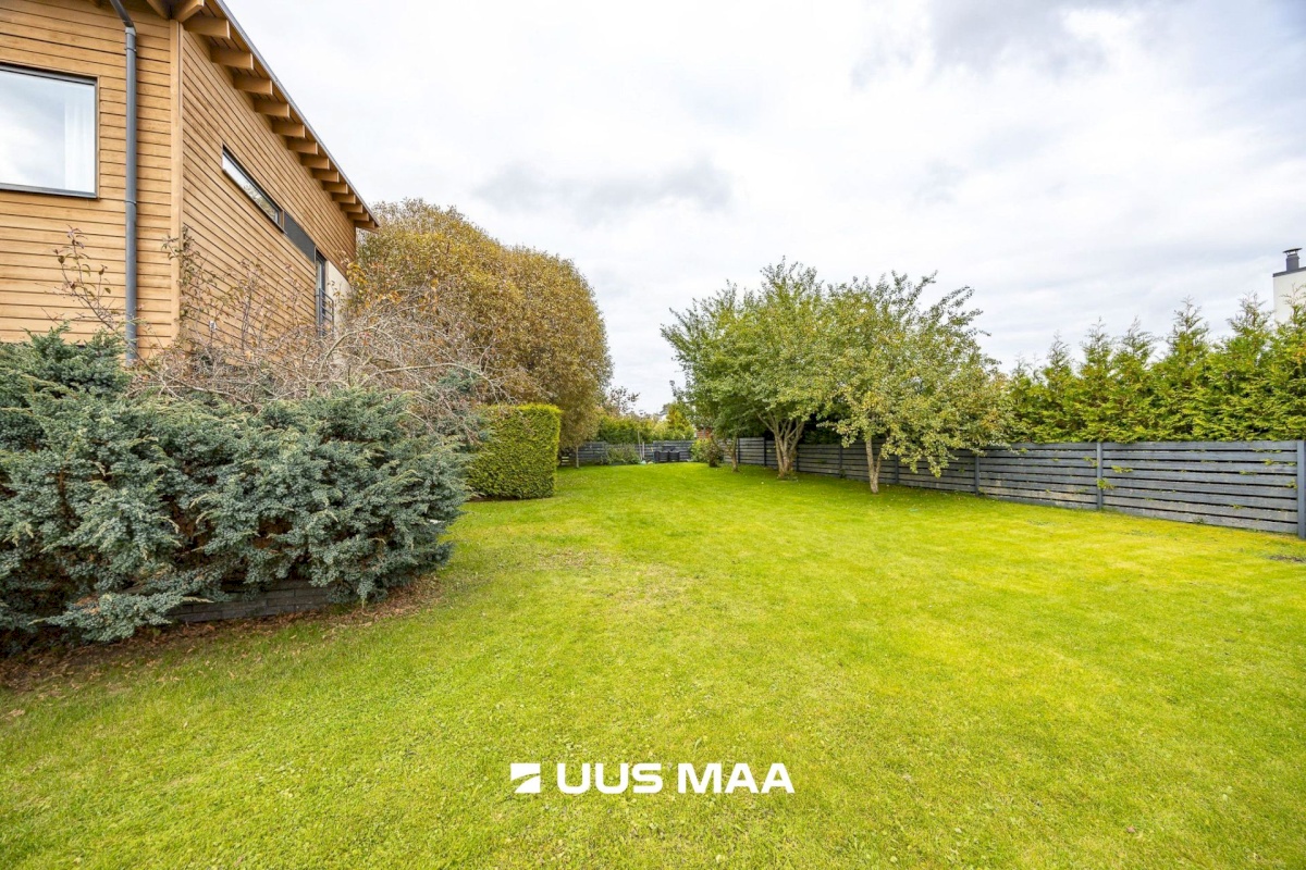 Viimsi vald, Pärnamäe küla, Kesk-Kaare tee 97