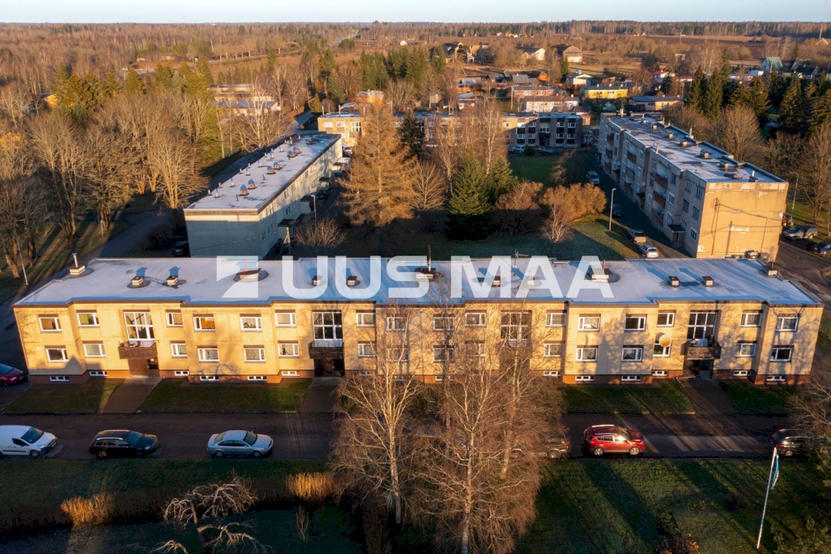 Paide linn, Roosna-Alliku alevik, Nooruse 12