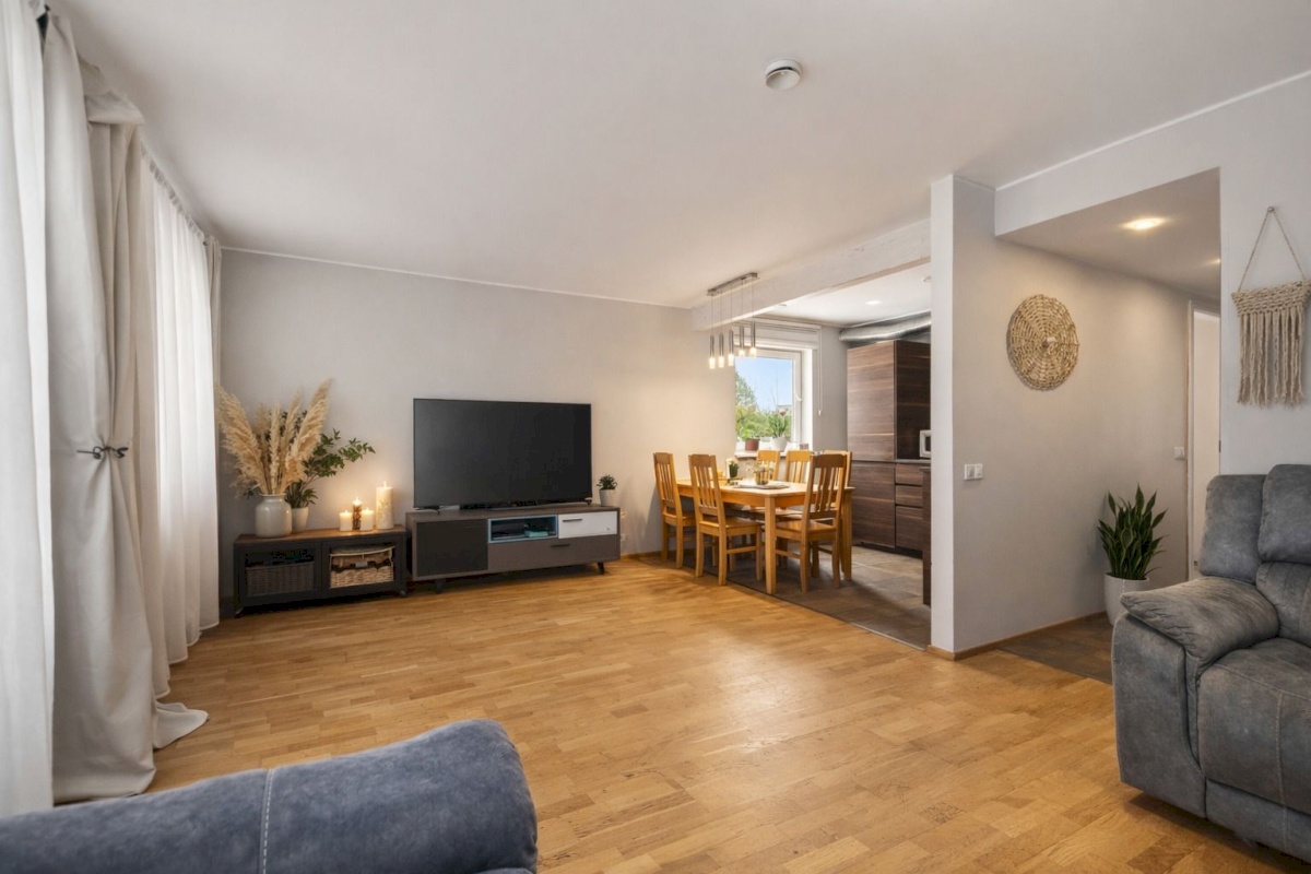 Saue vald, Vanamõisa küla, Vahtra tee 1a