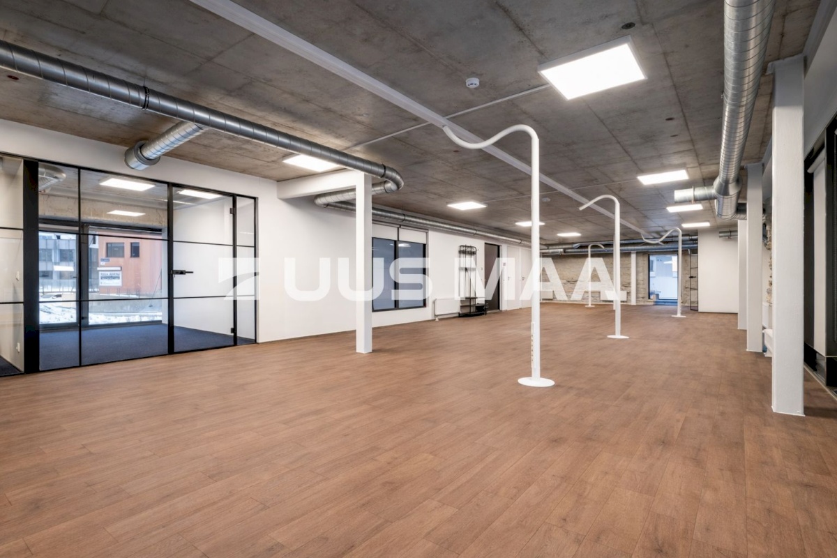 Tallinn, Kesklinna linnaosa, Lootsi 8