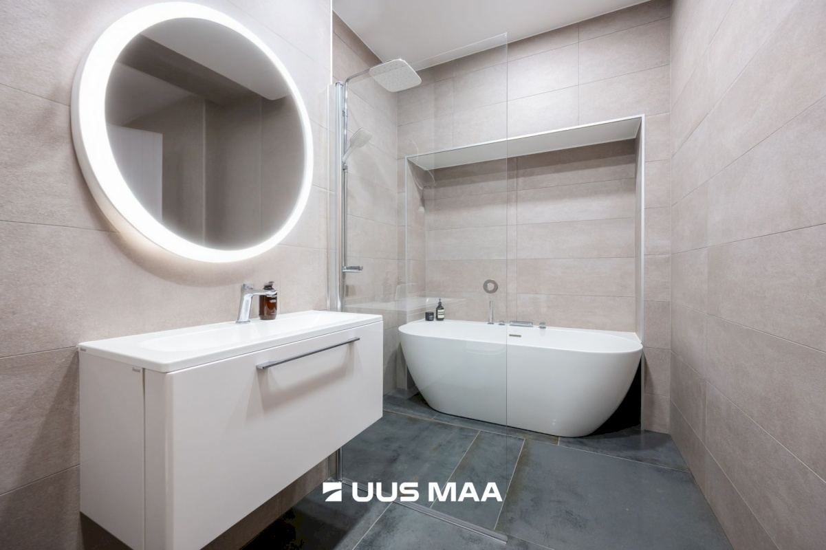 Tallinn, Lasnamäe linnaosa, Valge 6a/1