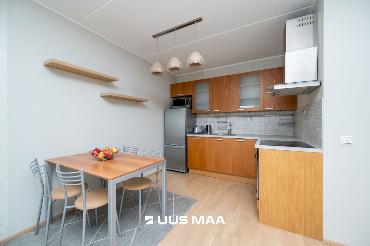 Tallinn, Mustamäe linnaosa, Kadaka, Kadaka tee 137