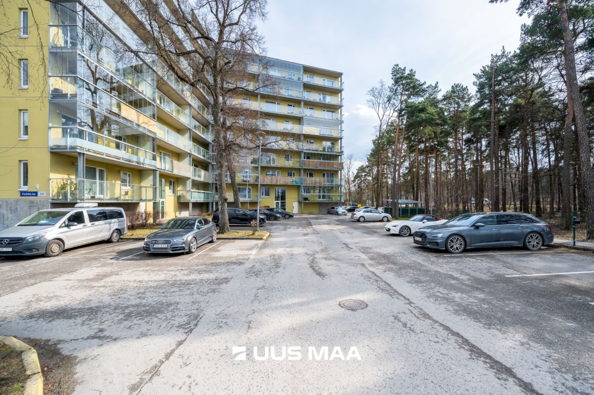 Tallinn, Mustamäe linnaosa, Kadaka, Kadaka tee 137