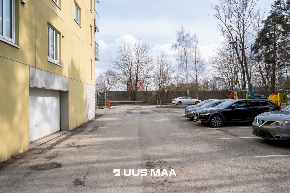 Tallinn, Mustamäe linnaosa, Kadaka, Kadaka tee 137