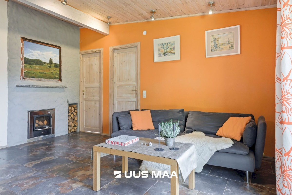 Loksa linn, Mere tn 6