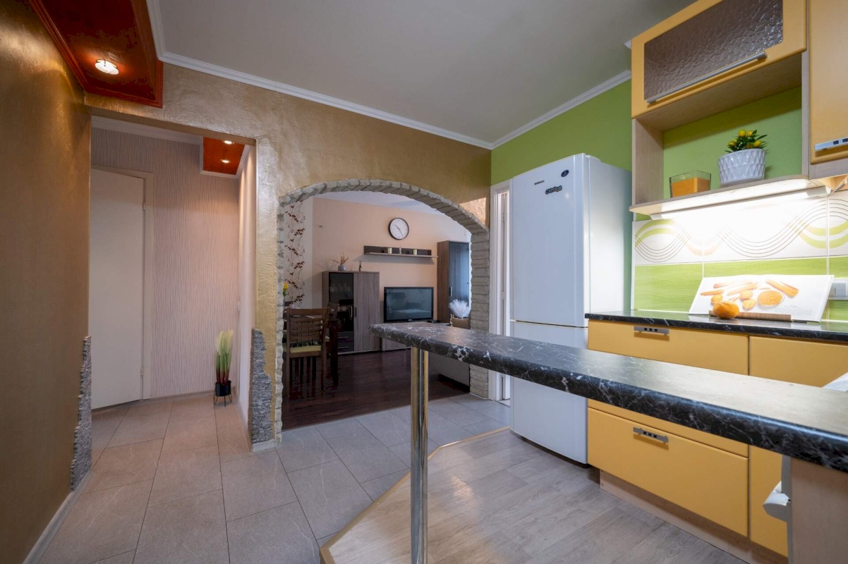 Anija vald, Lehtmetsa küla, Kose mnt 28