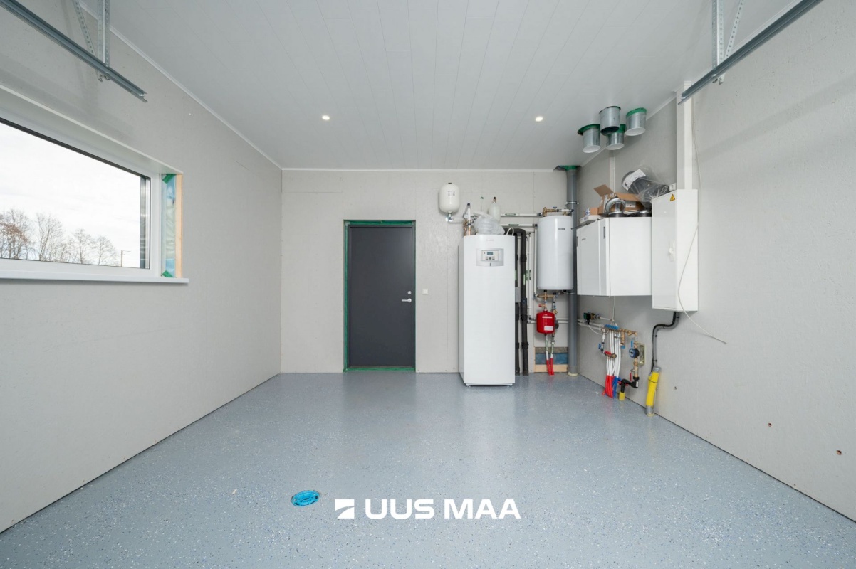 Anija vald, Kehra linn, C.R.Jakobsoni 1