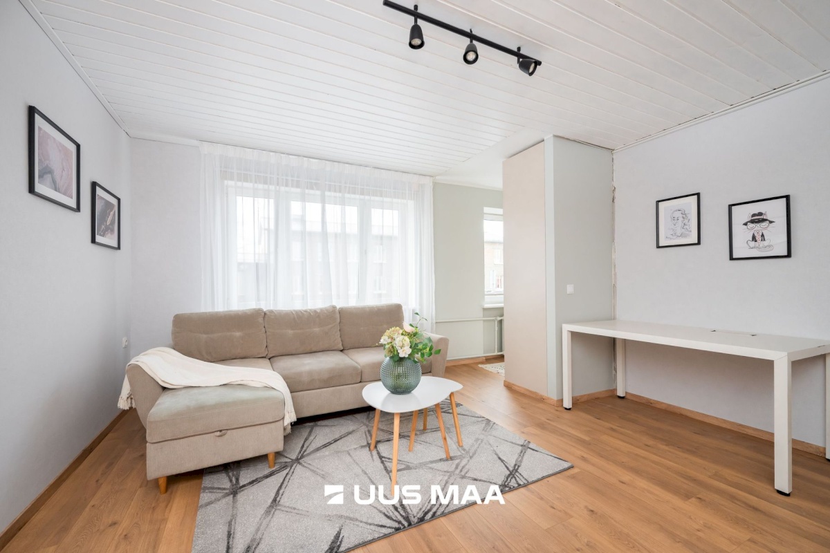 Tallinn, Kesklinna linnaosa, Uus Maailm, Komeedi 4