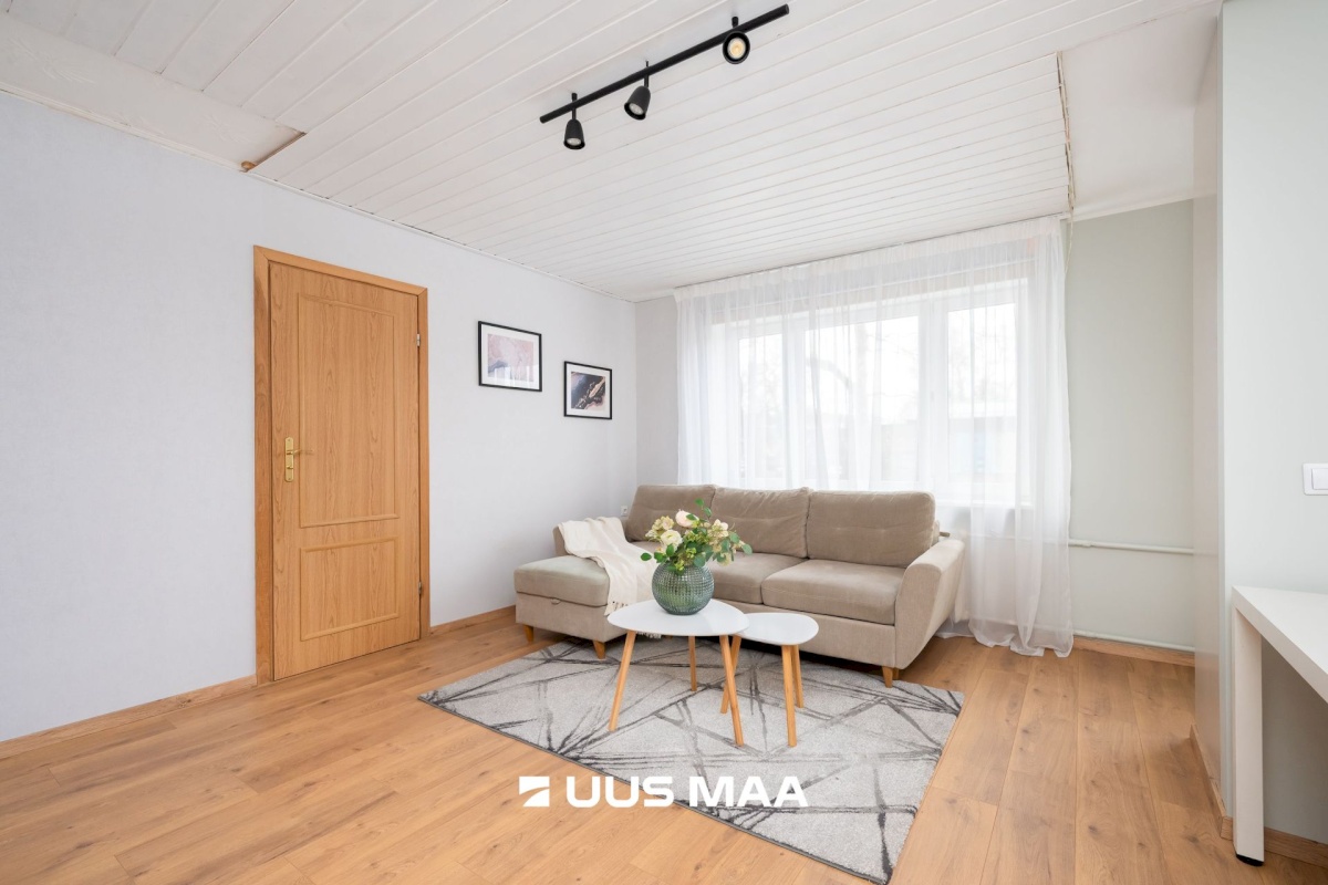 Tallinn, Kesklinna linnaosa, Uus Maailm, Komeedi 4