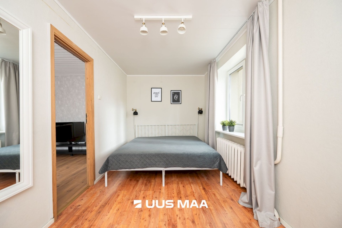 Tallinn, Kesklinna linnaosa, Uus Maailm, Komeedi 4