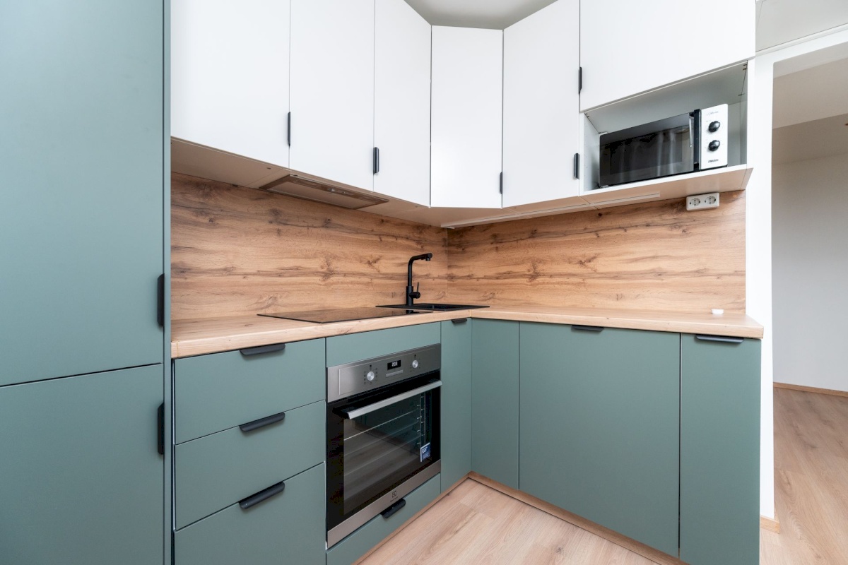 Tallinn, Lasnamäe linnaosa, Mahtra 72