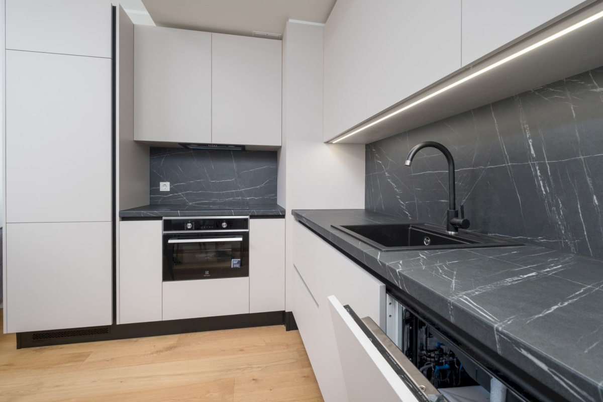 Tallinn, Kesklinna linnaosa, Kitseküla, Kiisa 12-24