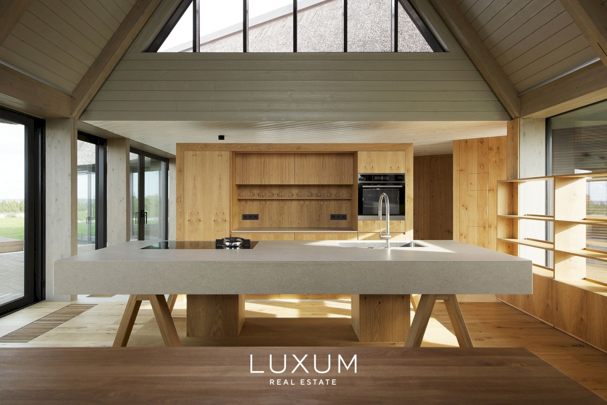 Muhu vald, Vahtraste küla, Nurme