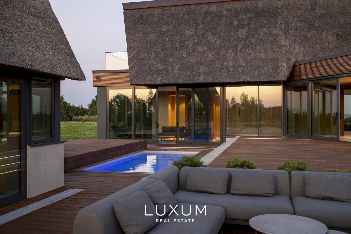 Muhu vald, Vahtraste küla, Nurme