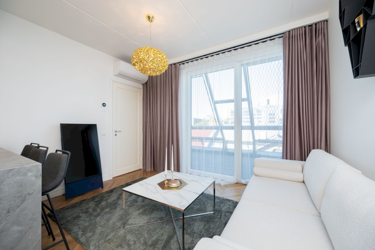 Tallinn, Kesklinna linnaosa, V.Reimani 8