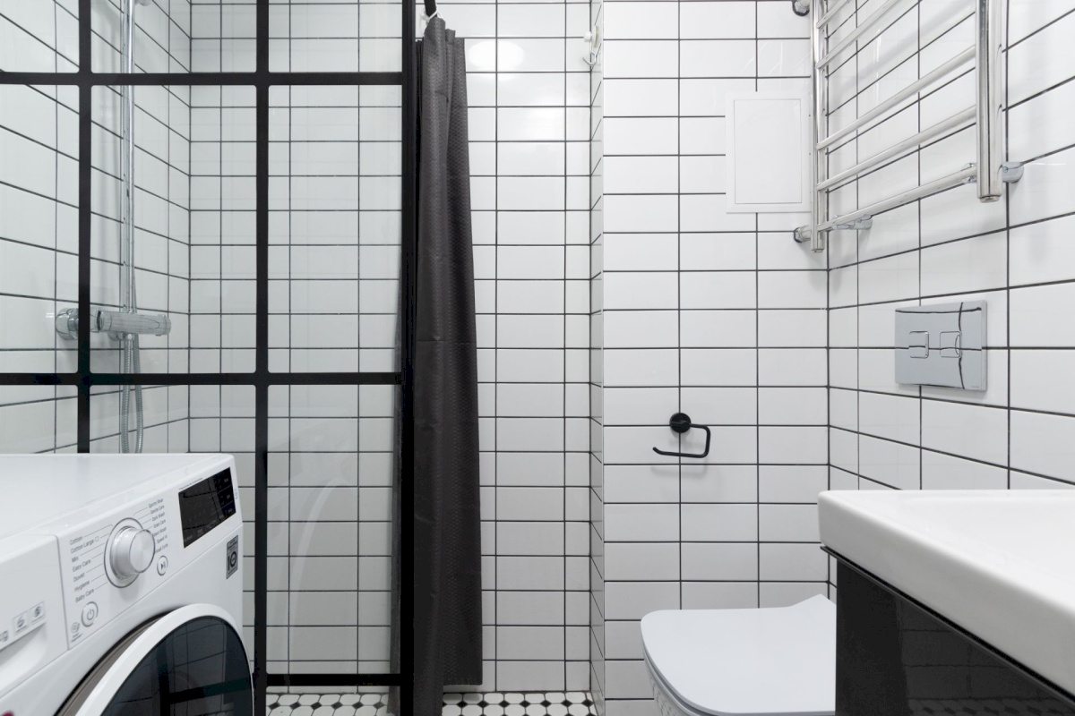 Tallinn, Mustamäe linnaosa, Ehitajate tee 15