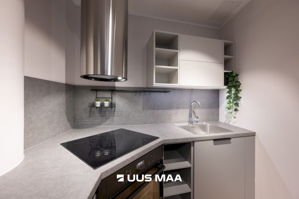 Tallinn, Kesklinna linnaosa, Südalinn, Tartu mnt 18