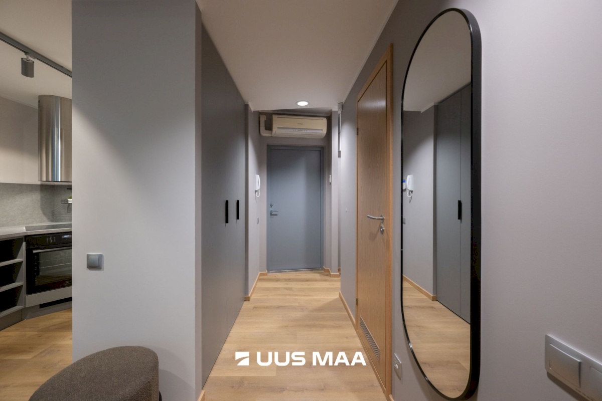 Tallinn, Kesklinna linnaosa, Südalinn, Tartu mnt 18