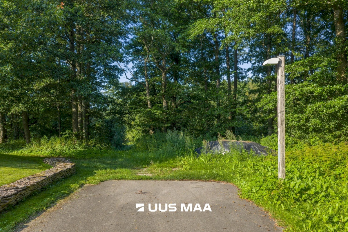 Jõelähtme vald, Manniva küla, Kivikirve tee 30