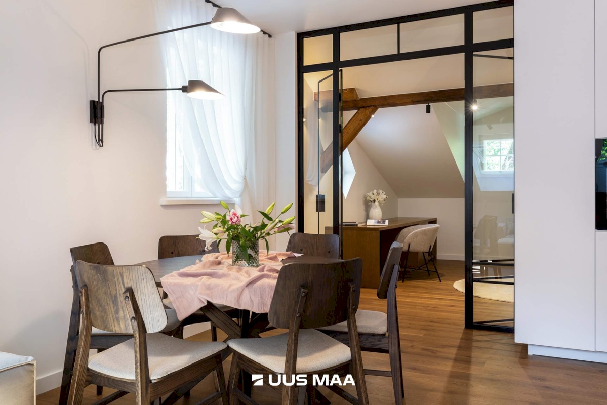 Tartu linn, Tartu linn, Kesklinn, Vanalinna, Vallikraavi 10