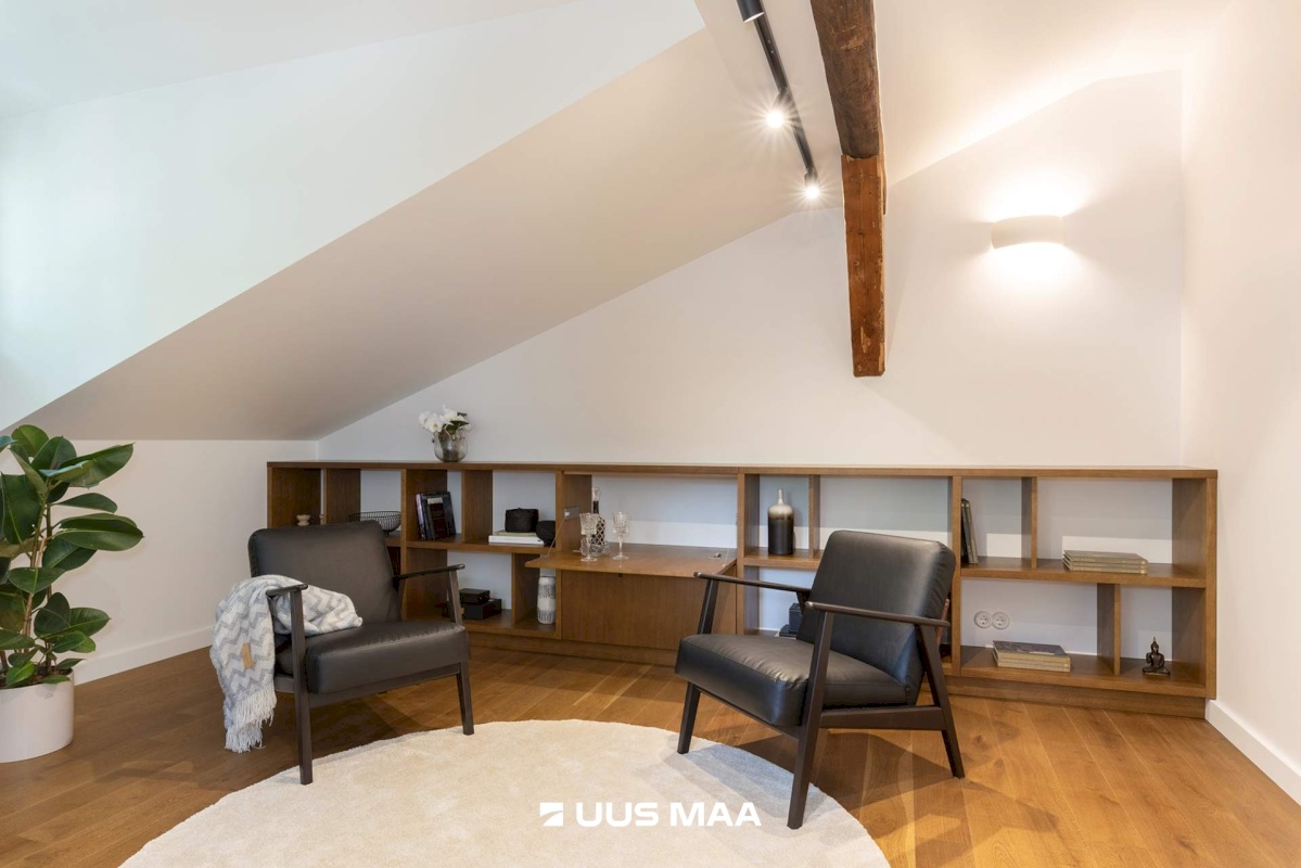 Tartu linn, Tartu linn, Kesklinn, Vanalinna, Vallikraavi 10