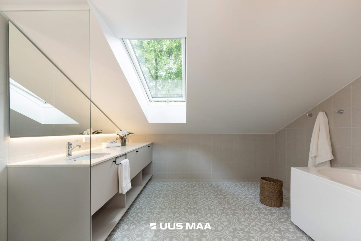 Tartu linn, Tartu linn, Kesklinn, Vanalinna, Vallikraavi 10