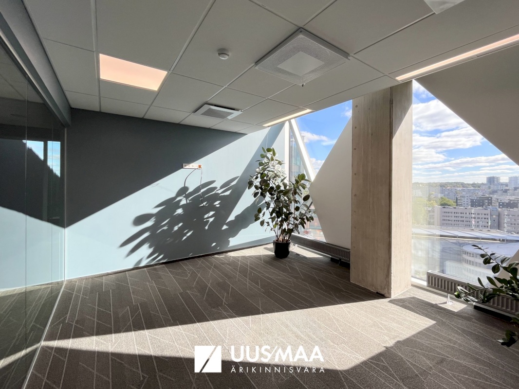 Tallinn, Kesklinna linnaosa, Maakri 30