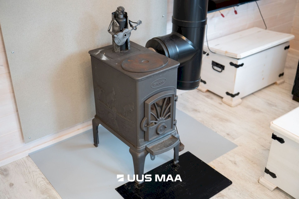 Lääne-Nigula vald, Elbiku küla/Ölbäck, Roosta tee Johanna