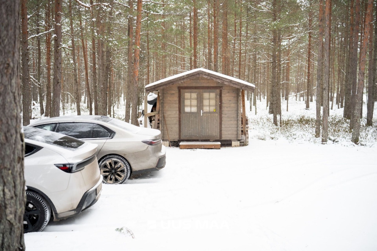 Lääne-Nigula vald, Elbiku küla/Ölbäck, Roosta tee Johanna