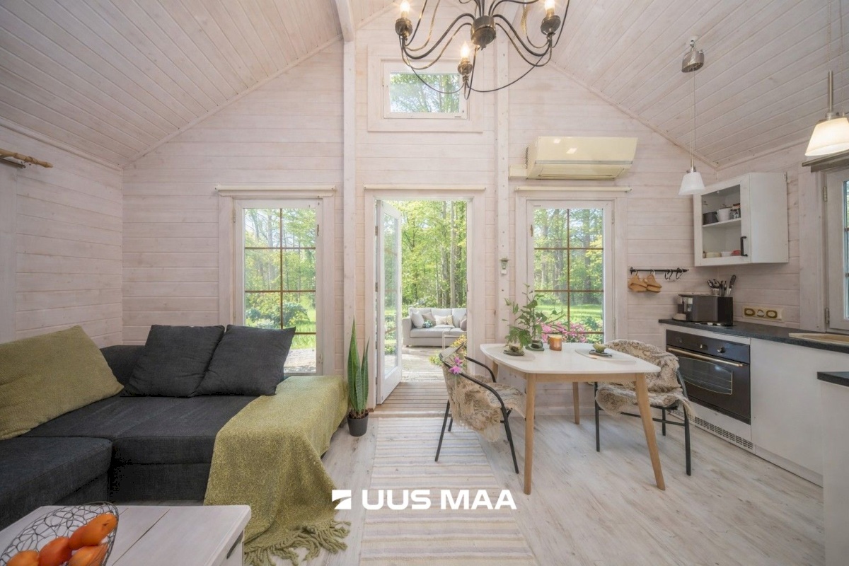 Lääne-Nigula vald, Elbiku küla/Ölbäck, Roosta tee Johanna