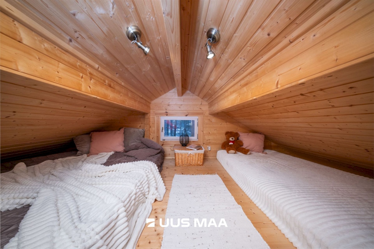 Lääne-Nigula vald, Elbiku küla/Ölbäck, Roosta tee Johanna