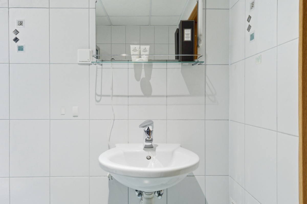 Tallinn, Kesklinna linnaosa, Kadriorg, Terase 11