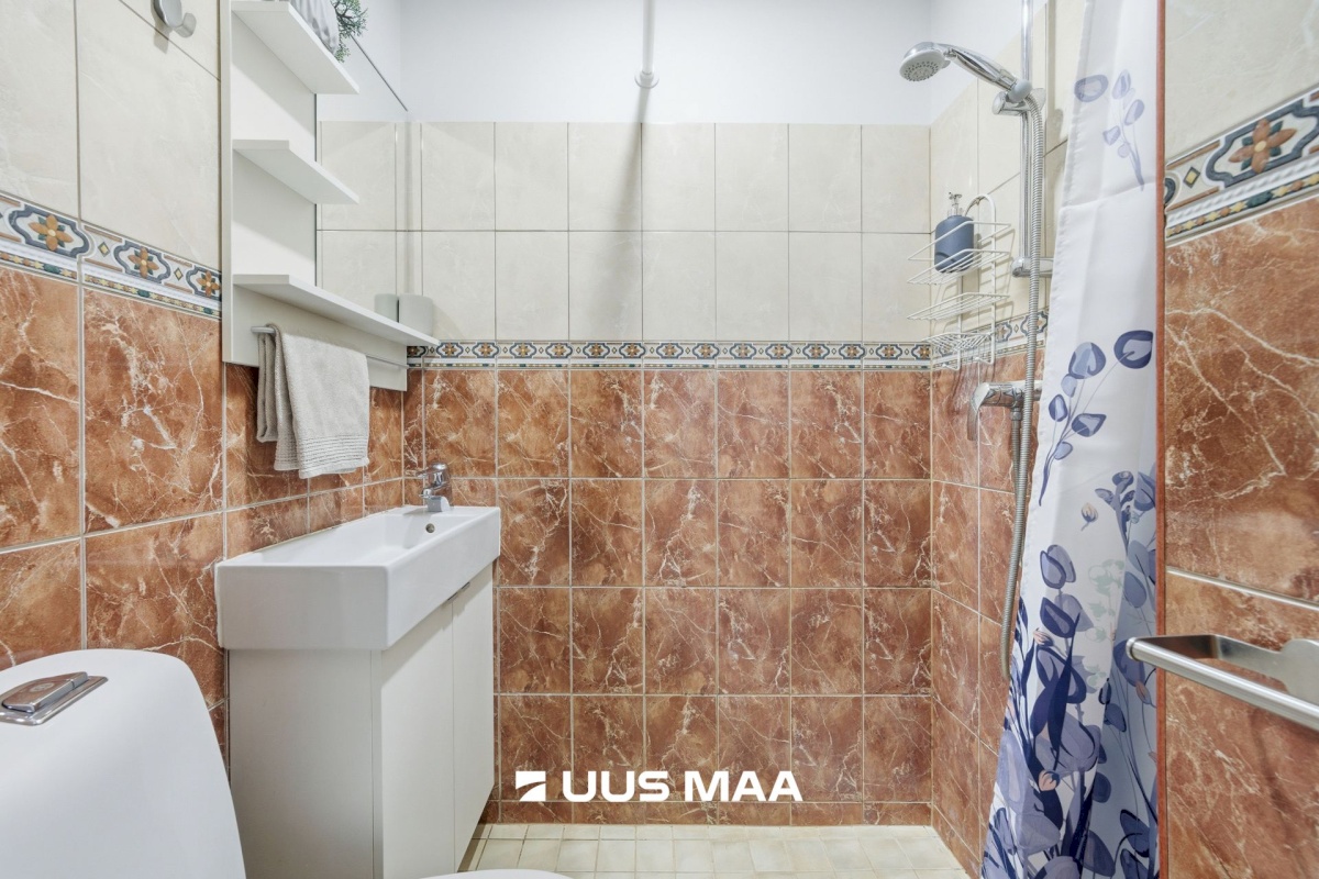 Tallinn, Kesklinna linnaosa, Uus Maailm, Videviku 39